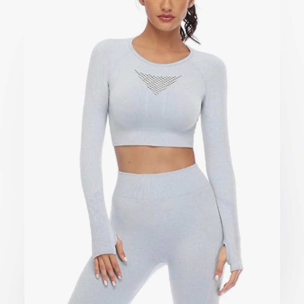Jollmono Seamless Long Sleeve Open Back Crop Top Gray Size S - Picture 2 of 9